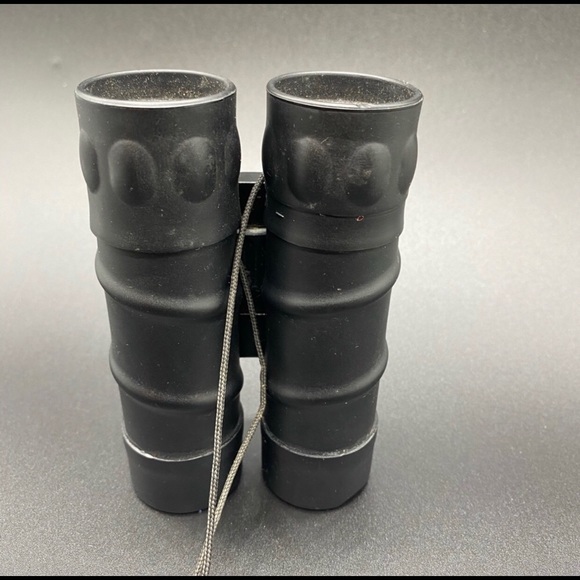 Gordon 10X25 Binoculars - Picture 3 of 4